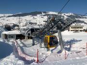 Westgipfelbahn I - 8pers. Gondola lift (monocable circulating ropeway)