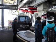 The staff is present at the Flexenbahn.