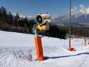 Snowmaking on the valley run