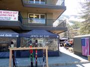 Après-ski tip Apple's Bar & Grill