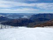 Main Street slope with a view of Lake Wānaka
