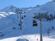 Versingbahn - 8pers. Gondola lift (monocable circulating ropeway)