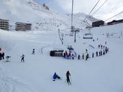 Beginner area in Tignes Lavachet with free ski lifts