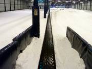 Long conveyor belt at the main slope