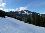 View from Blackcomb Mountain to Whistler Mountain