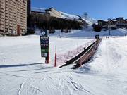 Beginner area with conveyor belt in Les Menuires