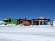 W1 umbrella bar and food truck at the mountain station of the Wildkogelbahn (Neukirchen)