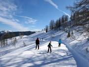 Easy family run down to the valley
