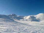 View of the Arcabulle and Plagnettes chairlifts