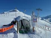 Covered conveyor belt "Mini-Crêtes"