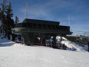 Roundhouse Express - 4pers. High speed chairlift (detachable)