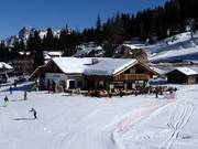 Mountain hut tip Ütia La Tambra
