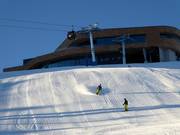 Start your ski day on perfectly groomed slopes