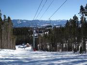 Meadow Lift - 4pers. Chairlift (fixed-grip) with bubble