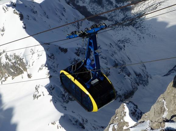 Dachsteinsüdwandbahn "Panorama Gondel" - 50pers. Aerial tramway/Reversible ropeway
