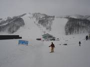 Runs at the Victoria four-seater chairlift