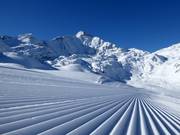 Slopes at the foot of the Piz Tambo
