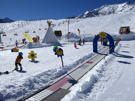 Children's area run by the Skischule Yellow Power on the Giggijoch