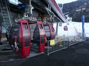 Korer - 8pers. Gondola lift (monocable circulating ropeway)