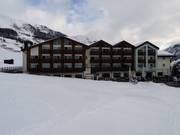 The Hotel Lac Salin is located directly at the slopes