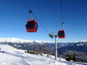 Goldeckbahn - 8pers. Gondola lift (monocable circulating ropeway)