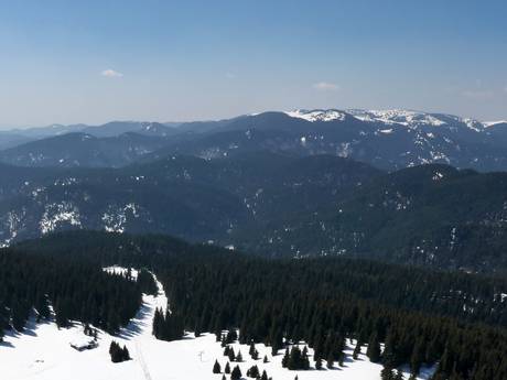 Rhodope Mountains: environmental friendliness of the ski resorts – Environmental friendliness Pamporovo