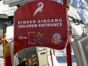 Children's access at the lifts