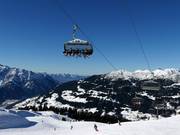 Seebliga Bahn - 8pers. High speed chairlift (detachable) with bubble and seat heating