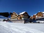 Alm Gut at the Silverjet 1 valley station