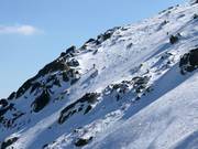 Extreme unsecured slopes at the Laleto 2 chairlift