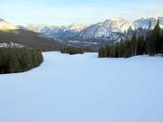 Wide slopes in the Nakiska ski area with magnificent panoramic views
