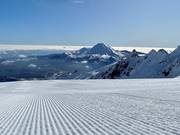 Perfect slope preparation in the ski resort of Whakapapa