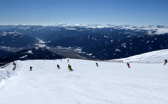 Skiing near Mariapfarr