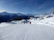 Panorama downhill run with a view of the Matterhorn