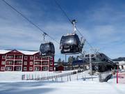 Gondol Sälen - 10pers. Gondola lift with seat heating (monocable circulating ropeway)