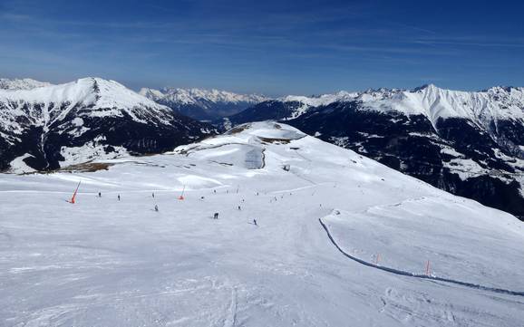 Skiing near Ried im Oberinntal