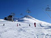Easy slope at the 8-seater chairlift Familienglück