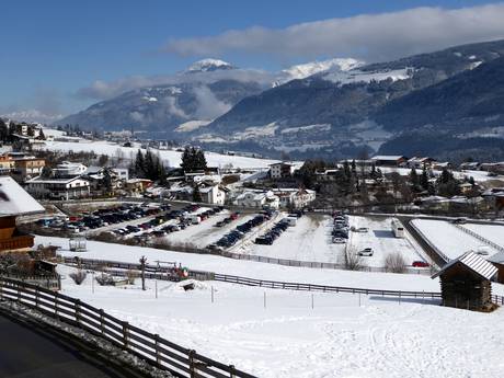Stubai: access to ski resorts and parking at ski resorts – Access, Parking Schlick 2000 – Fulpmes
