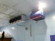 Cooling and snow production on the hall ceiling