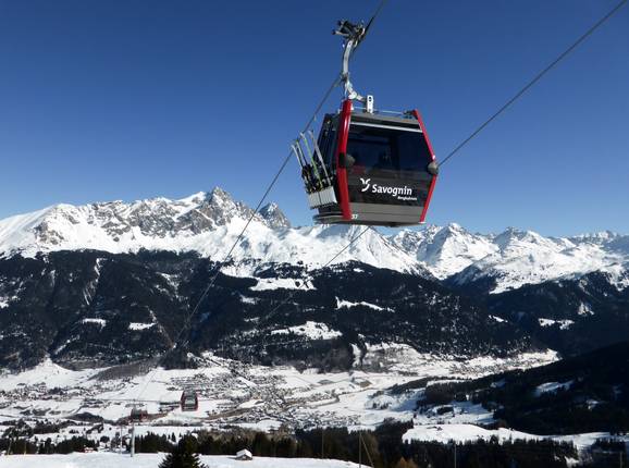 10-person Tigignas-Somtgant gondola lift 