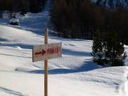 Sign to the pony lift