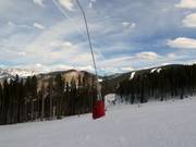 Snowmaking with lances in Vail