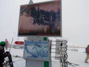 Slope information and flat screen at the Lognan middle station