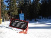 Sign to Snow Play Area