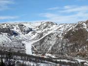 View of the 1225 m high Roni