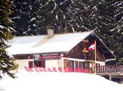 Near the Baches slope (return route from Crest Voland to Les Saisies) lies the Refuge au Lachat.