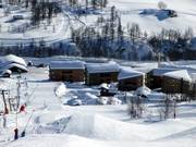 Accommodation at the valley station of the Helgatuntrekket drag lift