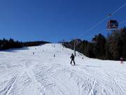 Easy slope at the 10-seater gondola lift Kreischberg 2nd section