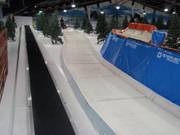 Conveyor belt as an ascent aid