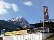 Après-ski PanoramA at the end of the valley run in Matrei